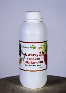 Przejdź do produktu NATURALIS Sok warzywny z octem jabłkowym  dla gołębi 1100 ml