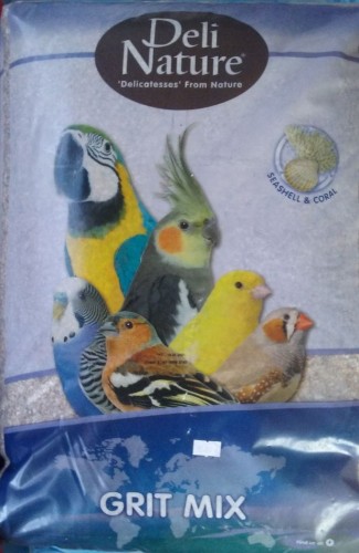 Przejdź do produktu DELI NATURE Grit Mix 20 kg - drobny grit dla ptaków, gołębi ozdobnych  i młodych